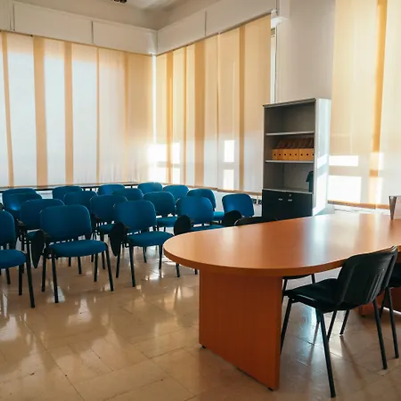 レジデンス ウノ ホテル 3*