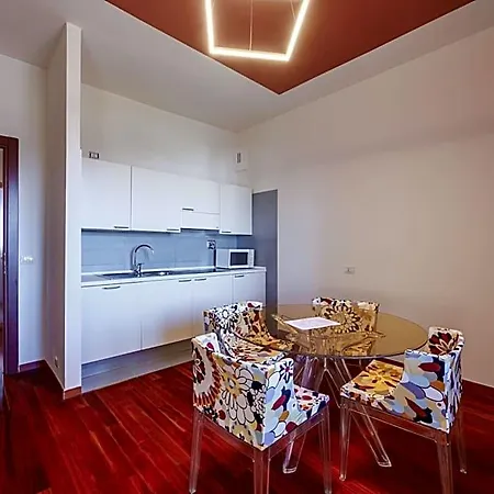 Uno 3* Torino