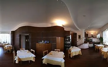Uno 3* Torino