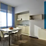 Uno Hotel 3*