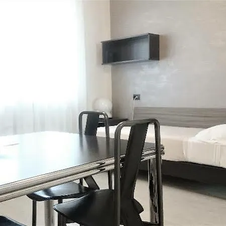 Uno Hotel