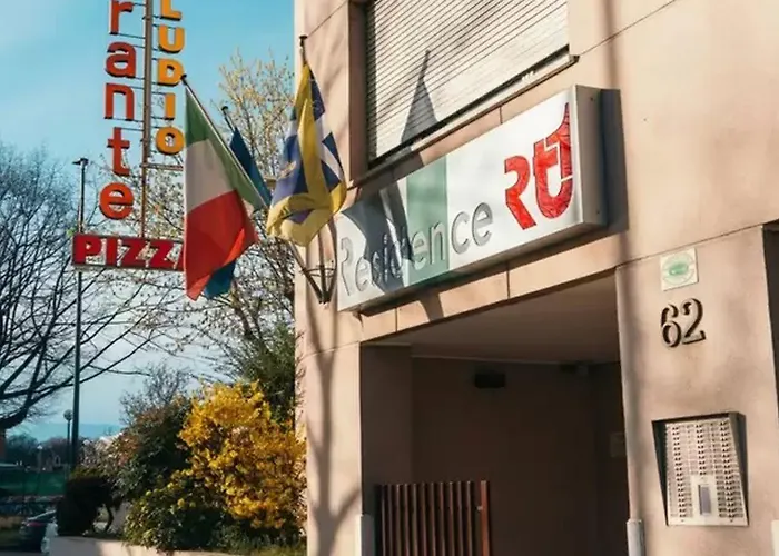 Uno فندق تورينو