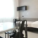 Uno Otel