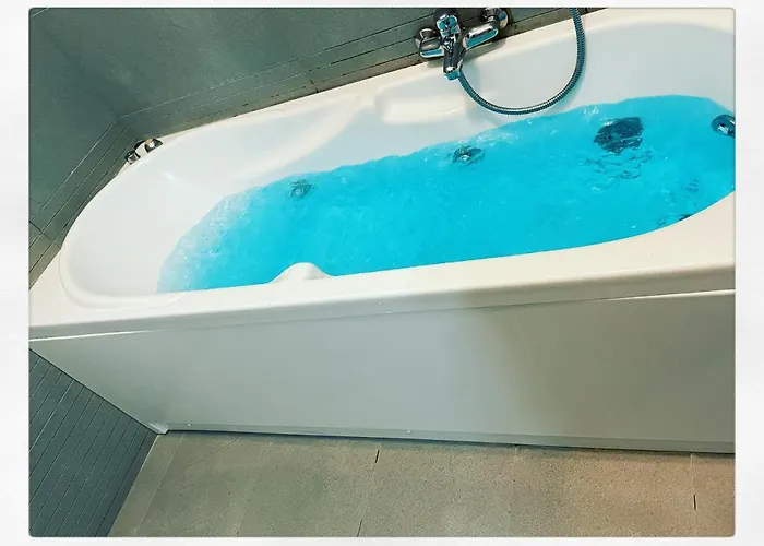 Hotel Uno 3*